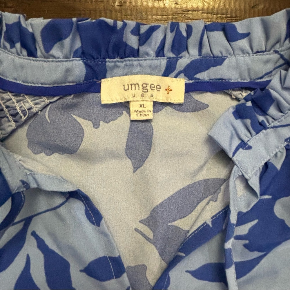 Umgee Light Blue and Royal Blue Floral Blouse - Picture 2 of 2